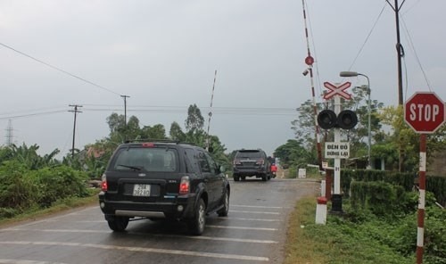 Đường ngang dân sinh. Ảnh: MH