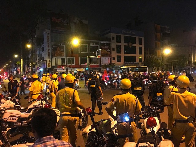 CSGT sẽ huy động 100% quân số để đảm bảo trật tự an toàn giao thông tối nay Ảnh: Dân trí