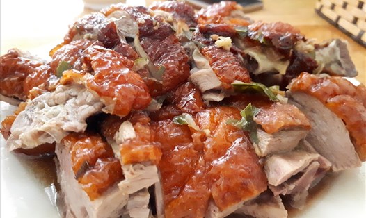 Vịt quay Lạng Sơn. Ảnh AT