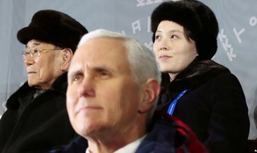 Chủ tịch Quốc hội Triều Tiên Kim Yong-nam, Phó Tổng thống Mỹ Mike Pence và bà Kim Yo-jong, em gái nhà lãnh đạo Kim Jong-un tại Thế vận hội mùa đông PyeongChang. Ảnh: Reuters
