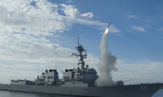 Mỹ phóng tên lửa hành trình từ Địa Trung Hải vào Syria hồi tháng 4.2017. Ảnh: Getty Images
