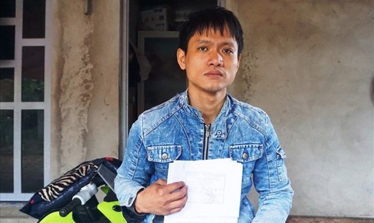 Một năm trôi qua, anh Đinh Văn Chính vẫn chưa nhận được thi thể mẹ. Ảnh: PV
