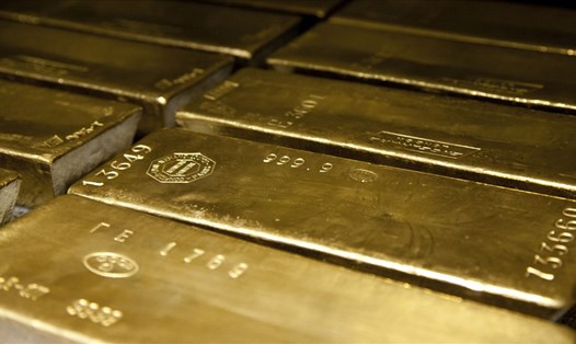 Giá vàng hôm nay tăng mạnh 450 nghìn đồng/lượng. Chỉ tính trong 2 ngày qua, giá vàng SJC bán ra đã tăng khoảng 680 nghìn đồng/lượng.