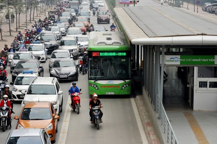 Cho các phương tiện khác "chung làn" buýt nhanh là sự thất bại của BRT