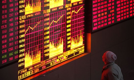 Thị trường chứng khoán châu Á chao đảo ngập trong sắc đỏ. Ảnh: internet