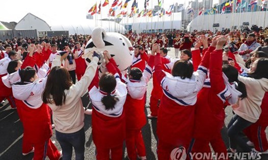 Các vận động viên Triều Tiên tại làng vận động viên Gangneung. Ảnh: Yonhap