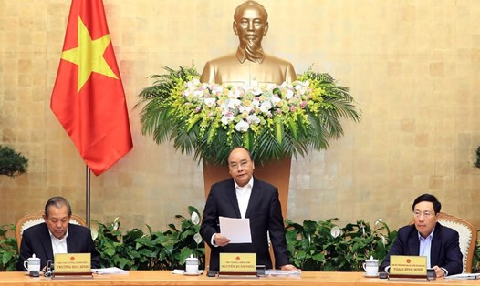 Thủ tướng Chính phủ Nguyễn Xuân Phúc phát biểu tại phiên họp thường kỳ Chính phủ tháng 2.2018. Ảnh: Q.H