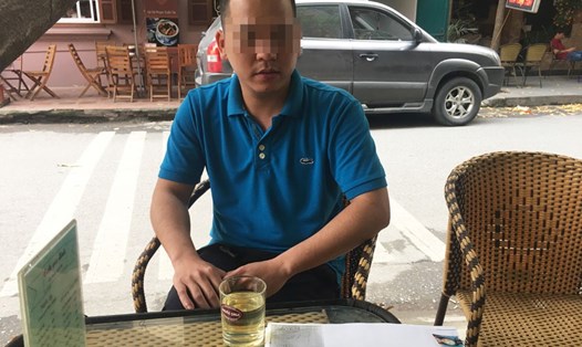 Ông Lê Văn Bình khẳng định không phải em trai người lao động bị tử vong. Ảnh: V.L