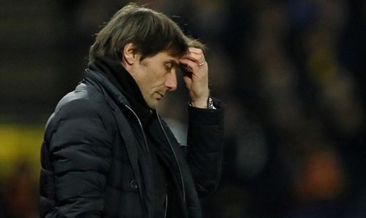 Kết quả trận lượt về với Barcelona sẽ ảnh hưởng tới số phận của HLV Conte ở Chelsea sau mùa giải này. Ảnh: Reuters.