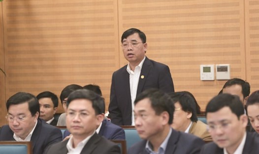 Giám đốc Sở Y tế Nguyễn Khắc Hiền tại phiên giải trình.