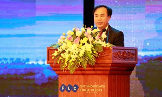 Ông Nguyễn Văn Sinh - Thứ trưởng Bộ Xây dựng phát biểu tại hội thảo. 