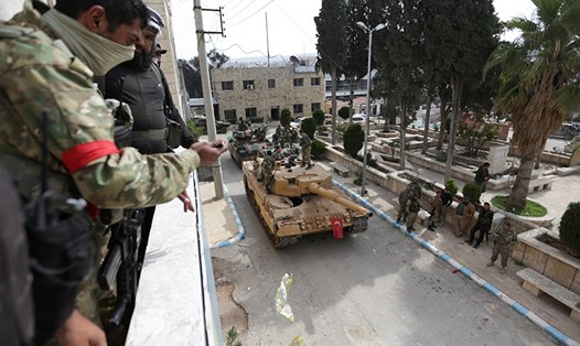 Lực lượng Thổ Nhĩ Kỳ và Quân đội Syria Tự do ở Afrin ngày 18.3.2018. Ảnh: Reuters