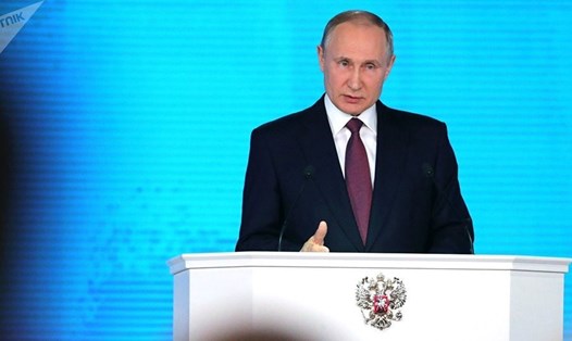Tổng thống Nga Vladimir Putin đọc Thông điệp liên bang 2018 hôm 1.3. Ảnh: Sputnik. 