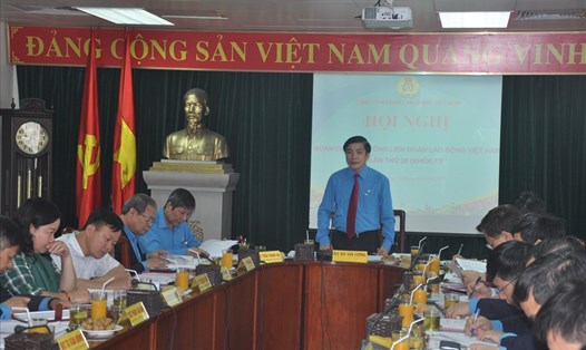 Đồng chí Bùi Văn Cường - Uỷ viên TƯ Đảng, Chủ tịch Tổng LĐLĐVN - phát biểu khai mạc Hội nghị. 