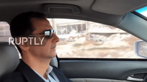 Tổng thống Assad tự lái xe đến Đông Ghouta.