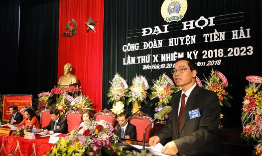 Chủ tịch LĐLĐ tỉnh Thái Bình Trần Việt An phát biểu chỉ đạo tại đại hội.