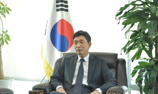 Đại sứ Hàn Quốc tại Việt Nam Lee Hyuk. Ảnh: Quang Đào. 