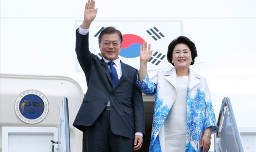 Tổng thống Hàn Quốc Moon Jae-in và Phu nhân. Ảnh: BNG
