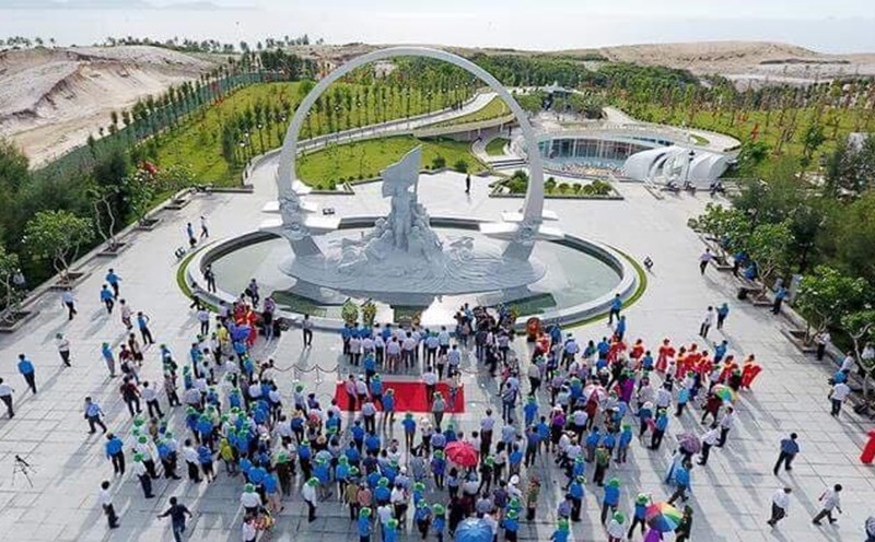 Khu tưởng niệm chiến sĩ Gạc Ma trở thành điểm du lịch đặc biệt của du khách khi đặt chân đến tỉnh Khánh Hòa.