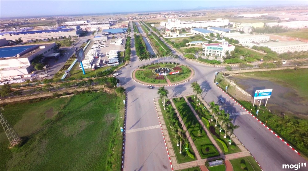 Hạ tầng giao thông tương đối hoàn thiện khiến giá nhà đất phía tây Hà Nội tăng giá. Ảnh: PV