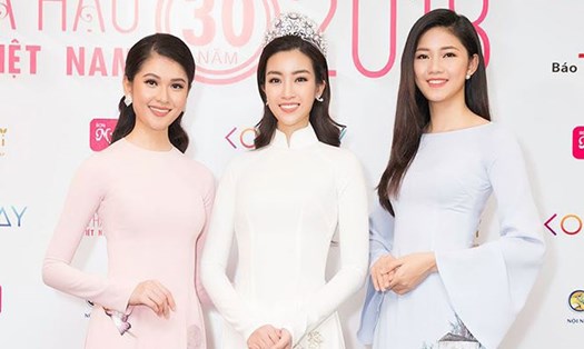 Hoa hậu Đỗ Mỹ Linh và hai Á hậu Thanh Tú, Thùy Dung. Ảnh: T.P