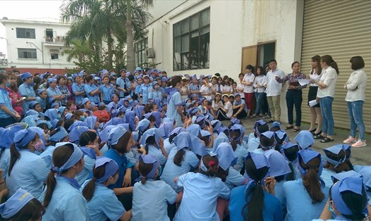 CĐ các KCN tỉnh Thái Bình ghi nhận ý kiến phản ánh của công nhân Cty TNHH Kỹ Thuật Điện Tử Fu Hong VN.