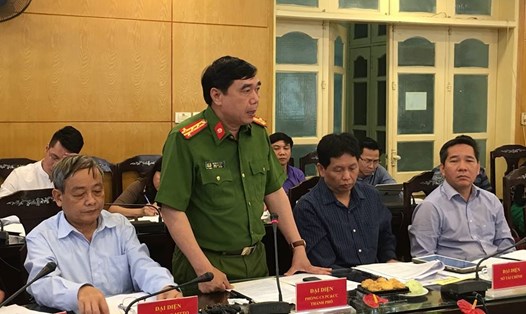 Đại diện lãnh đạo cảnh sát PCCC Hà Nội phát biểu tại buổi làm việc. 