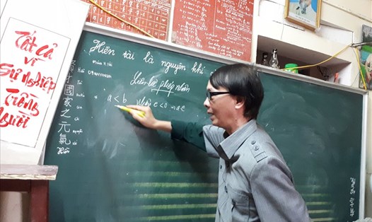 Thầy Dương Đình Nghiệp.