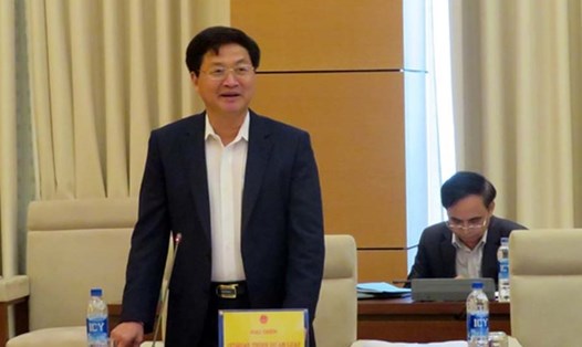 Tổng thanh tra Chính phủ Lê Minh Khái trình bày Báo cáo tại phiên họp của Ủy ban Tư pháp cho ý kiến thẩm tra về dự án Luật Phòng chống tham nhũng (sửa đổi)/Ảnh: thanhtra.gov.vn