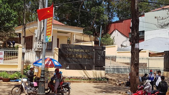 Trường THCS Nguyễn Bỉnh Khiêm.