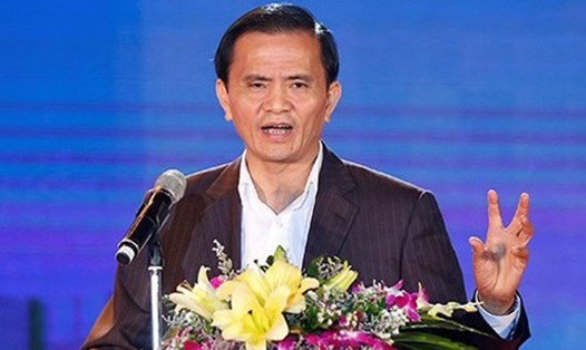 Sau thời gian ngắn bị cách chức phó chủ tịch UBND tỉnh, ông Ngô Văn Tuấn đã được phân công công tác mới, vẫn tiếp tục làm lãnh đạo. 
