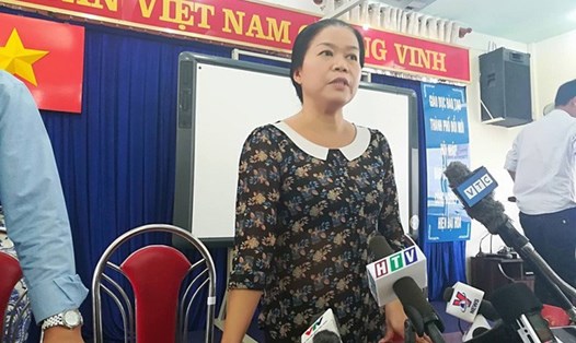 Bà Võ Thị Thanh Loan - Hiệu trưởng Trường mầm non 30.4 phát biểu tại buổi họp báo. Ảnh: Dân Trí