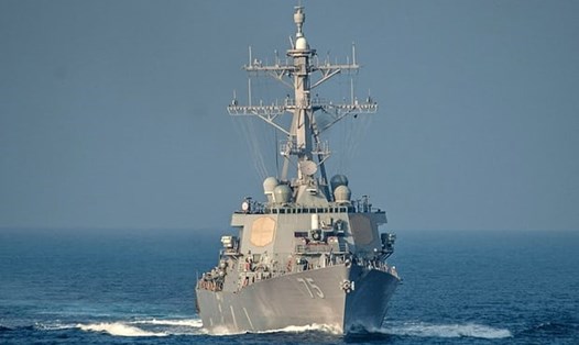 Tàu khu trục USS Donald Cook. Theo các chuyên gia, hầu hết các loại vũ khí chính của phương Tây tấn công Syria có thể phóng ra từ tàu chiến hoặc tàu ngầm. Ảnh:  EPA
