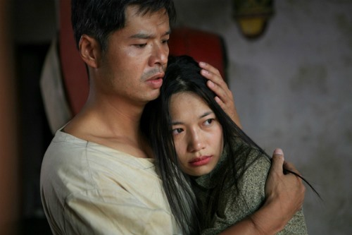 Cảnh trong phim "Thương nhớ ở ai".