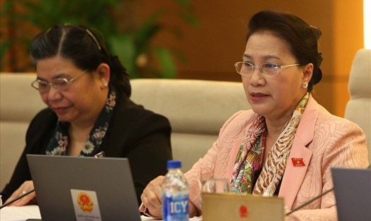 Chủ tịch QH Nguyễn Thị Kim Ngân chủ trì phiên họp thứ 23 Ủy ban Thường vụ Quốc hội sáng 16.4. Ảnh: TTXVN