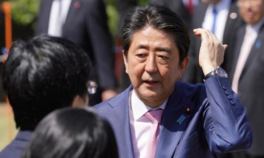 Thủ tướng Nhật Bản Shinzo Abe thận trọng với tuyên bố mới của Triều Tiên. Ảnh: AP. 