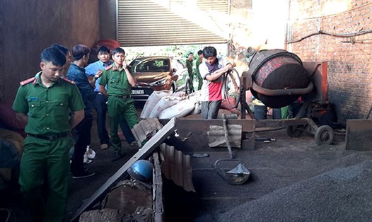 Hàng chục tấn cà phê trộn bột pin sắp xuất xưởng đã bị bắt quả tang tại Đắk Nông. Ảnh: Người đưa tin.