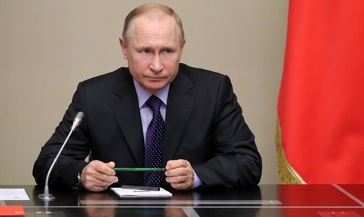 Một cây bút của ông Vladimir Putin được bán với giá hơn 77.000 USD. Ảnh: AFP/Getty. 