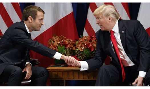 Tổng thống Donald Trump và Tổng thống Emmanuel Macron trong cuộc gặp ngày 18.9.2017 tại New York. Ảnh: AP