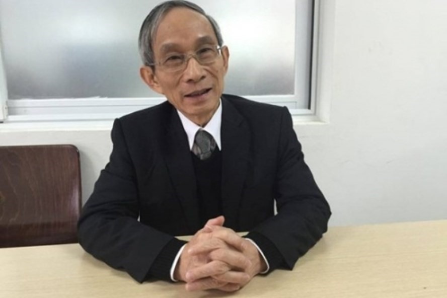 Thầy Nguyễn Xuân Khang - Hiệu trưởng Trường Marie Curie 