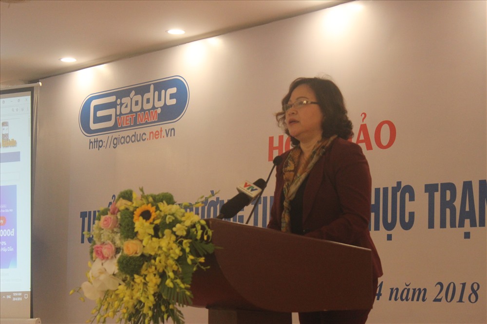 Tại hội thảo “Tuyển sinh trường tư thục: Thực trạng và giải pháp”, Phó Chủ nhiệm Ủy ban VHGD của Quốc hội Ngô Thị Minh chia sẻ rất bức xúc về việc tuyển sinh đầu cấp ở Hà Nội.