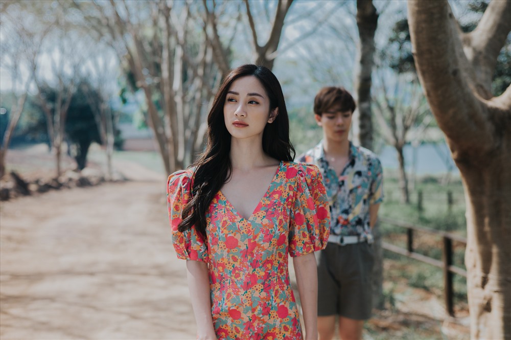 Erik kể chuyện tình buồn trong MV
