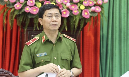 Thiếu tướng Hoàng Quốc Định phát biểu tại cuộc giao ban báo chí. Ảnh Trần Vương