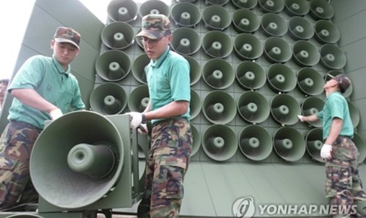 Hàn Quốc tháo dỡ dàn loa phát thanh tuyên truyền từ ngày mai 1.5. Ảnh: Yonhap. 