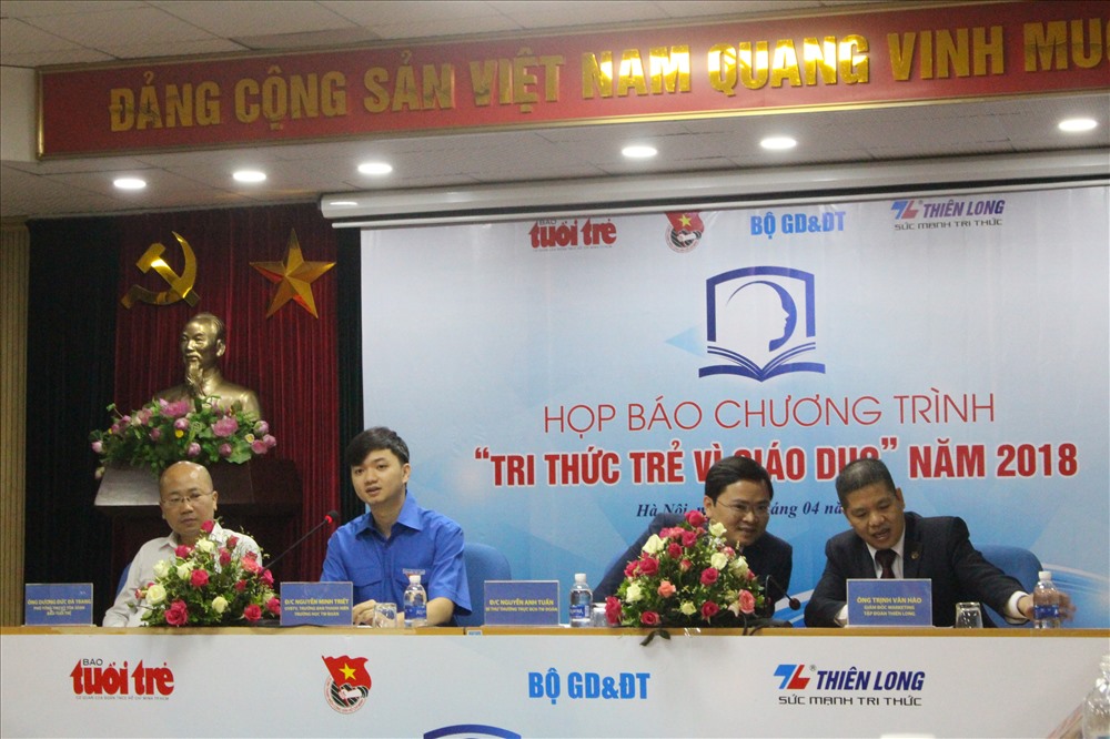 Đại diện Ban tổ chức trả lời phóng viên trong buổi họp báo. Ảnh: MP
