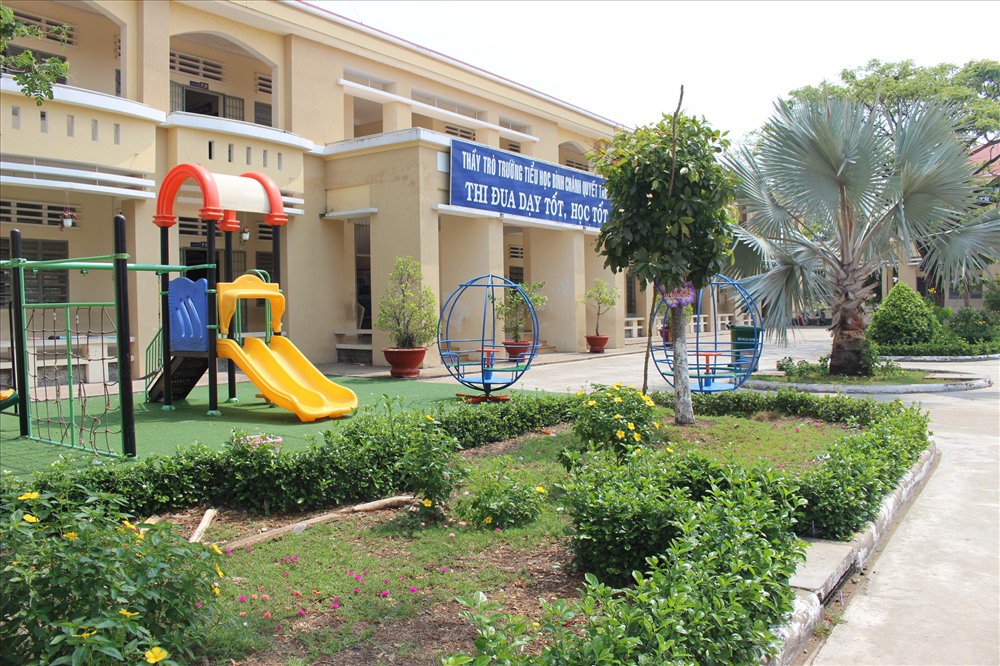 Trường Tiểu học Bình Chánh
