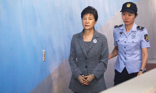 Tòa án Hàn Quốc hôm nay ra phán quyết với cựu Tổng thống Park Geun-hye. Ảnh: Reuters
