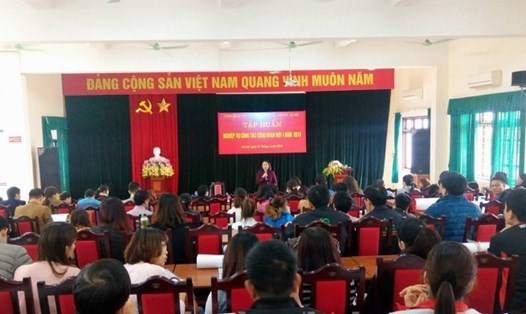 Quang cảnh buổi tập huấn nghiệp vụ công tác công đoàn đợt I năm 2018 do CĐ các KCN - CX Hà Nội tổ chức. Ảnh: Phạm Diệp