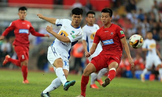 Công Phượng đã giải tỏa cơn khát ghi bàn ở mùa giải năm nay bằng bàn thắng ấn định chiến thắng 5-0 của HAGL trước Than Quảng Ninh ở vòng 1 Cúp QG 2018. Ảnh: VPF