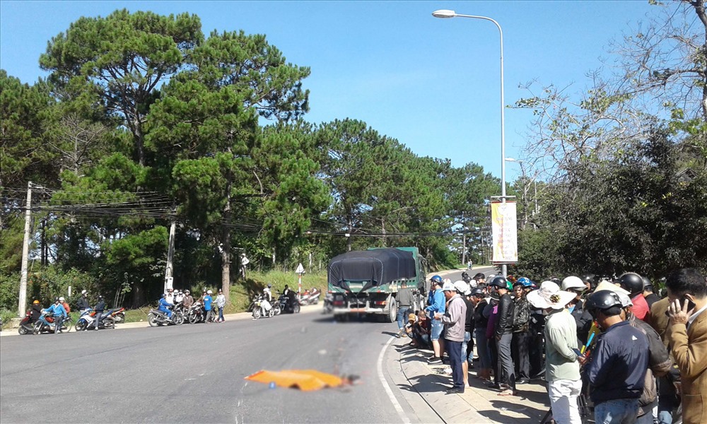 Hiện trường vụ tai nạn thương tâm.